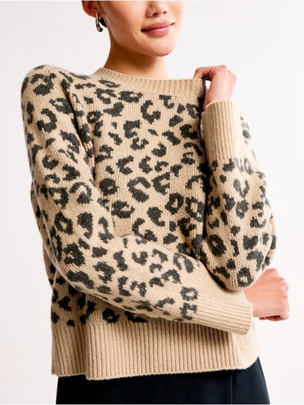 Abercrombie & Fitch Soft Leopard Print Knit Crewneck Sweater - Size Large